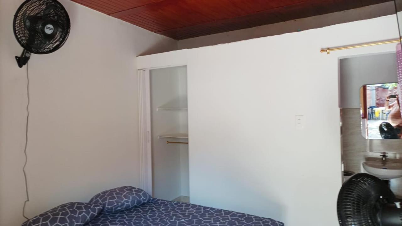 Hostal Arambulo Villavieja Εξωτερικό φωτογραφία